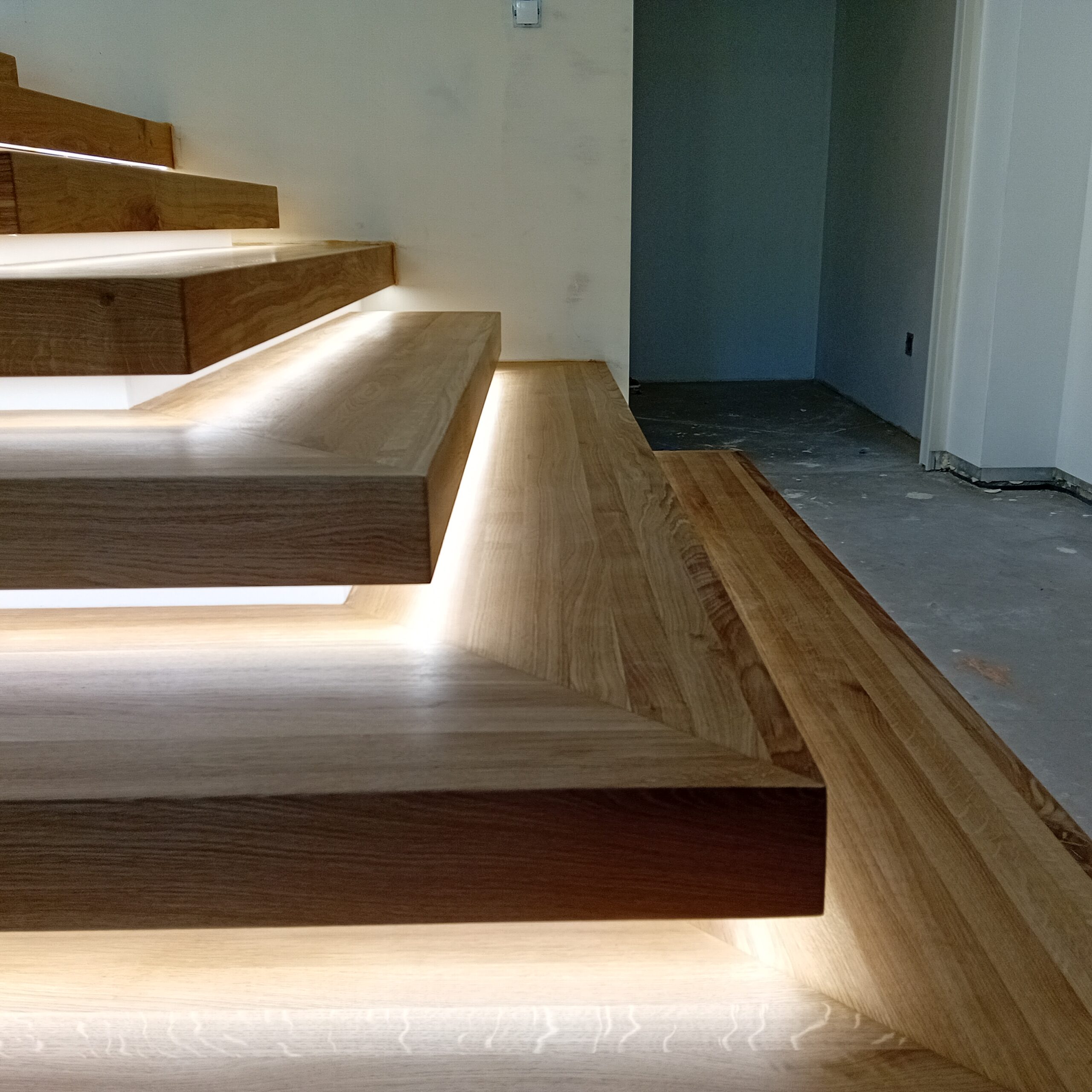 Schody drewniane na zamówienie